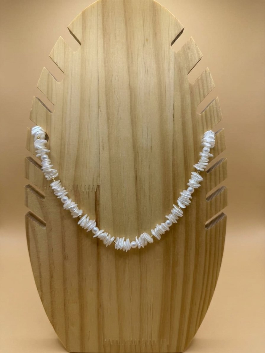 Keshi Wave Choker