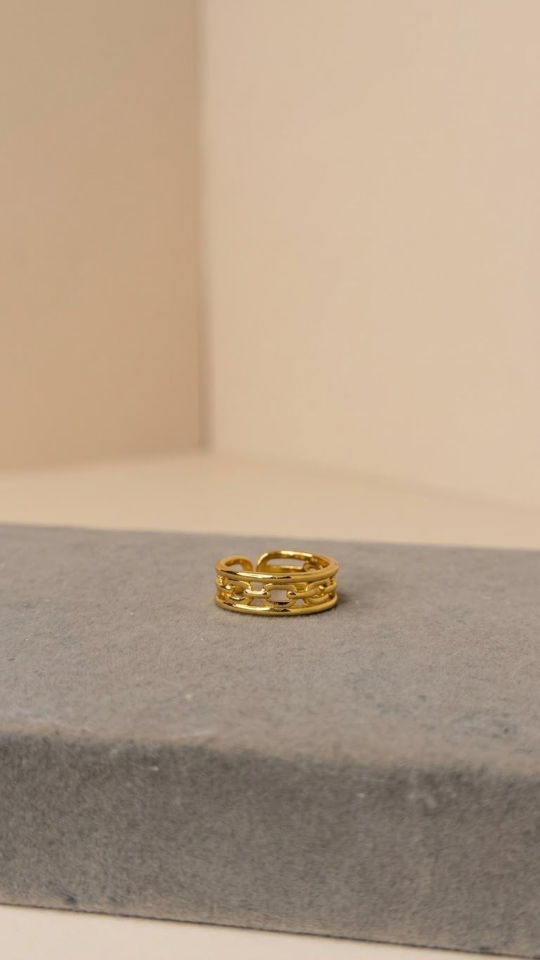 Double-Bordered Chain Band